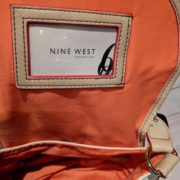 Nine West small bag Crossbody - Picture 4 of 5